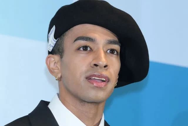 【朗報】草間リチャード（30）、店独自の遊びで『全裸で外に出て戻ってくる』をやってただけだった