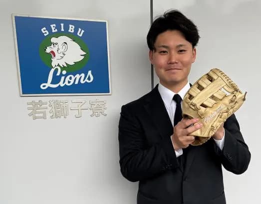 西武ドラ３秋山俊、フリー打撃で柵越え17本！