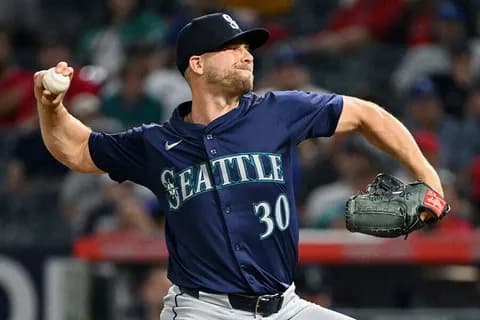 ロッテ、去年のボスみたいにロースター枠から外れた大物助っ人を狙ってる可能性