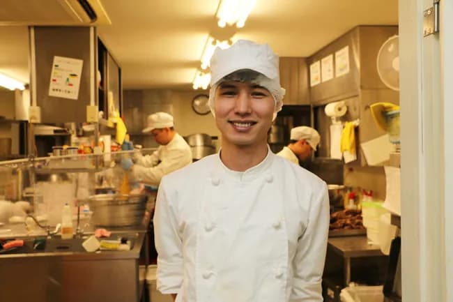 【悲報】銀だこ「もう日本人は採用していない。外国人の方が優秀だしやる気もある」