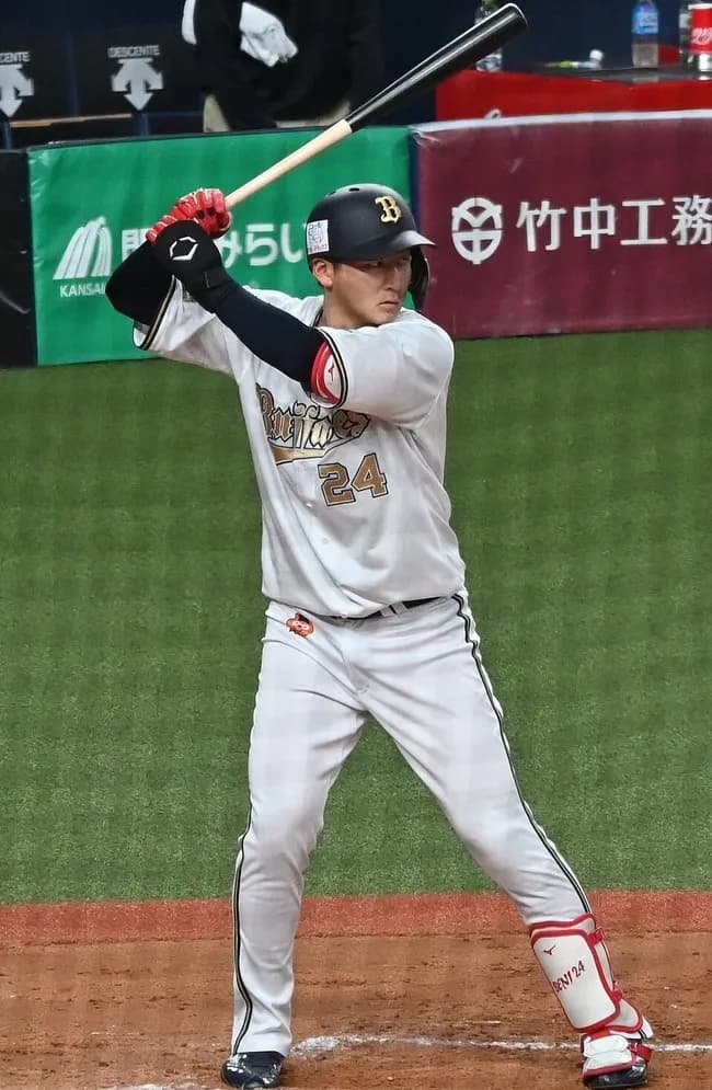 紅林 弘太郎(19) 率.228(448-102) 本10 点48 　👈すごい