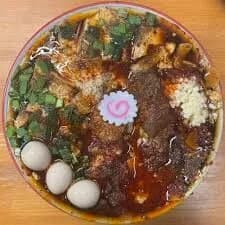 【悲報】人気ラーメン店、かなりの量を残した配信者に注意「“お前大残しだよな”とコメントしますね」