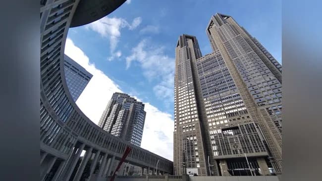 都庁「氷河期世代限定の都職員20人募集中！！！」1142人が応募してしまうｗｗｗ