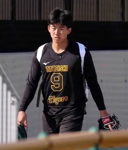 阪神　ドラフト１位の立石が「右脚の肉離れ」の診断と発表　１７日から別メニュー調整　一般的には全治３～５週間もキャンプ宜野座スタートは微妙な状況