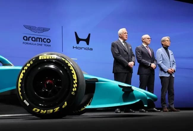ホンダ、新規定F1エンジンをお披露目　三部敏宏社長、アストンマーチンとの新パートナーシップで「ナンバーワンを目指す」