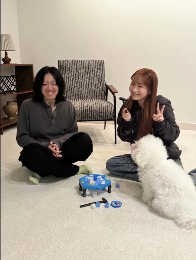 【画像】YOASOBI、急にイチャつきだすｗｗｗｗｗｗｗ