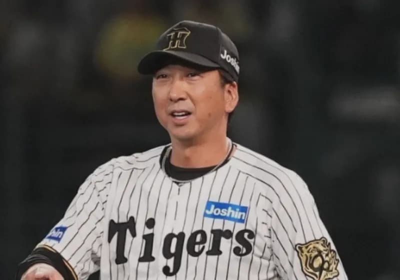 佐藤輝明は単純に年俸関連で契約がこんなに遅れるとは思えないからポスティングで揉めてるのは確定やろな