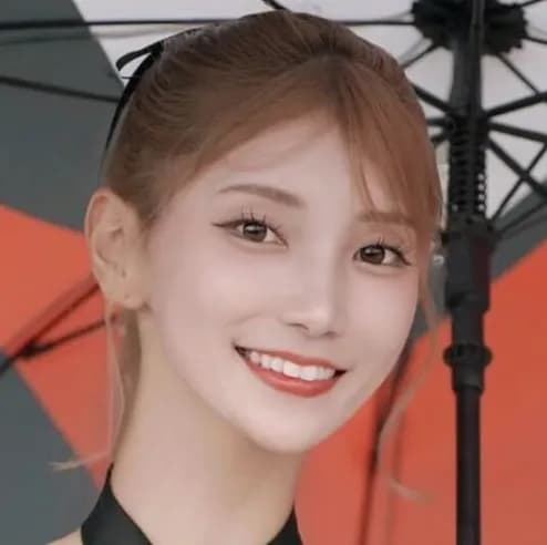 【悲報】レースクイーン（31）「エロ目的で写真動画撮る奴絶対許さん。皆さん見かけたら現行犯逮捕して下さい」