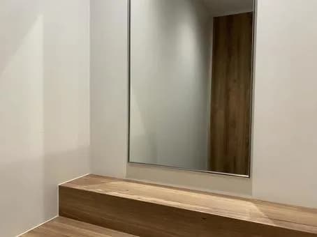 【悲報】鏡「左右が反転します」→うん「上下は反転しません」←ファッ！？ｗｗｗｗｗｗｗｗｗｗｗｗｗｗｗｗ