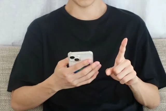 【朗報】社会人1年目ワイ、100万円の貯金に成功