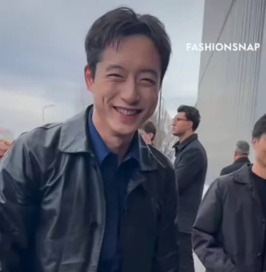 【画像】イケメン俳優の坂口健太郎さん(34)、毛髪が薄くなり始める・・・・・・・