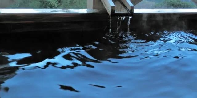 温泉や銭湯の効能を信じてるやつっているんか？