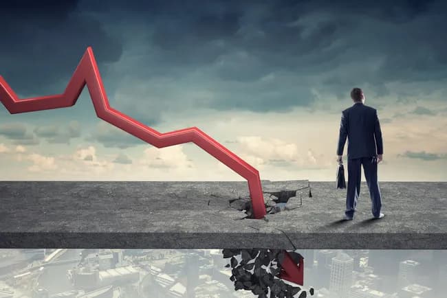 日本が衰退したって言うのは具体的に何が落ちたん？