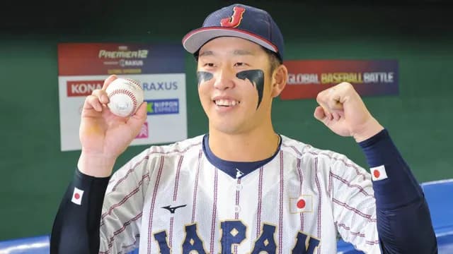 カープ小園、侍Jでは『ショートレギュラーorユーティリティー』どっち？