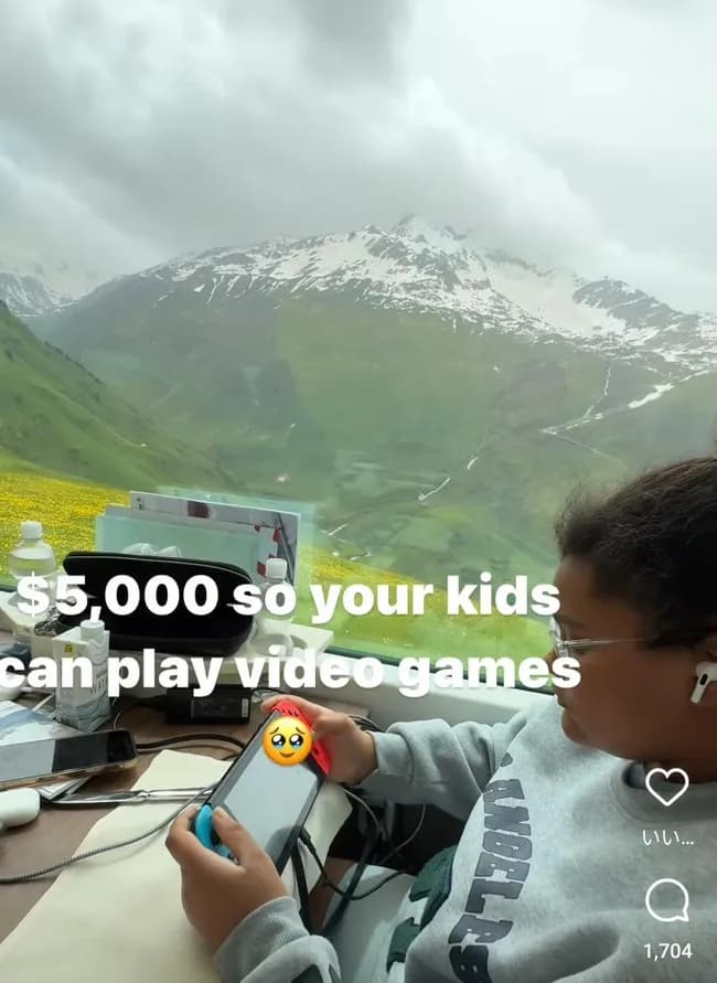 【悲報】アメリカ父親「50万円かけて大自然スイスに家族旅行に来たのにずっとこれだよ……」