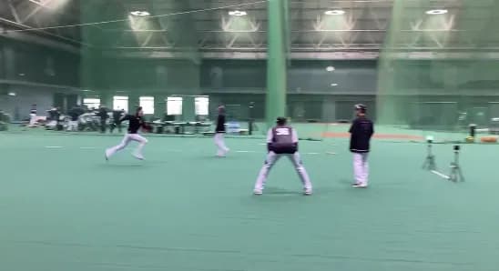 ホークスA組野手の30m走　庄子とイヒネが4秒切り　周東は3.92でトップ