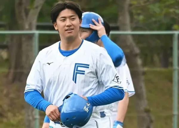 日ハム阪口楽、阪神・佐藤輝とマンツーマン自主トレで"マン振り禁止令"