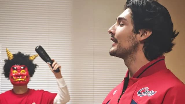 カープ・ターノックが節分豆まき初体験！自慢の剛速球で鬼退治！！