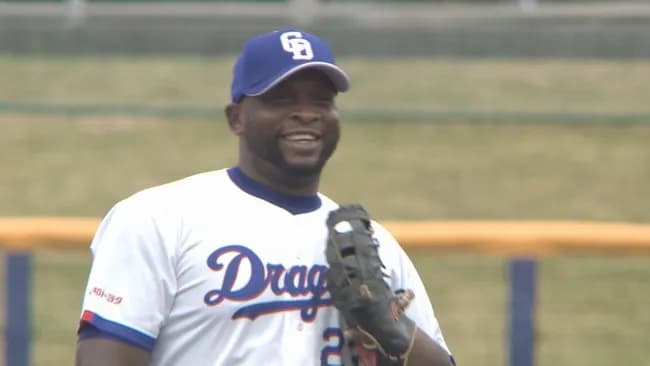 【爆笑】中日ドラゴンズ新外国人サノーの守備、下手すぎる