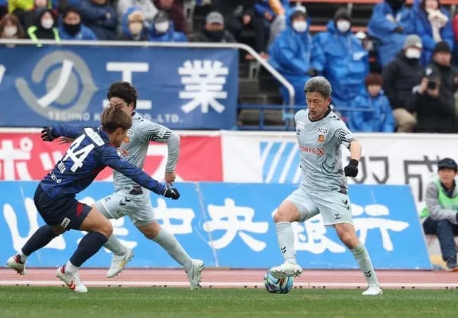 キングカズ、開幕戦先発も前半２０分で交代