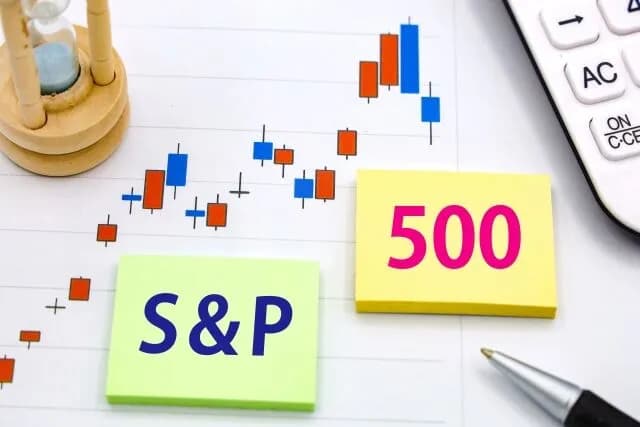 昨秋からSP500とオルカンに積立て始めたけどこれほんとに金増えるの？