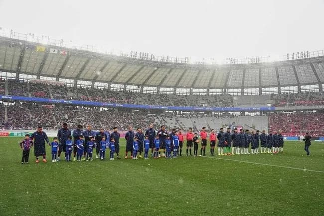Jリーグ開幕節が過去最高の観客動員数を記録、寒波の中24万5500人がスタジアムへ足を運ぶ！