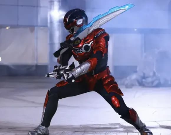 【悲報】東映プロデューサー「スーパー戦隊の終了は仮面ライダーが戦隊化して棲み分けできなくなった・・・・」