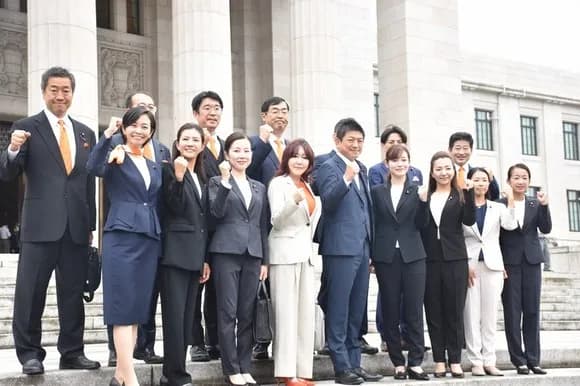 【画像】参政党議員「不正選挙と言うのはもうやめましょう」→支持者にボコボコにされてしまうｗｗｗｗｗｗ