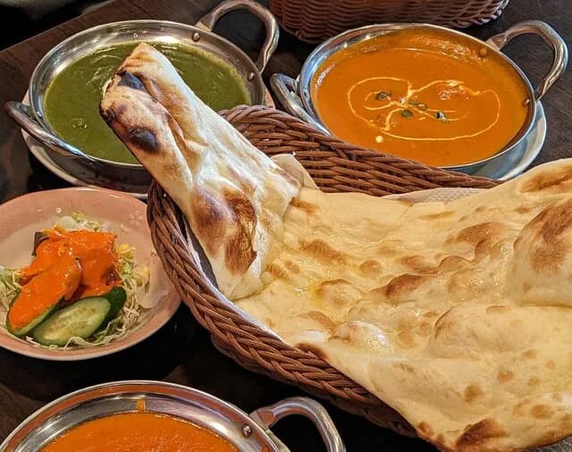 高市早苗、街のインドカレー屋を駆逐へｗｗｗｗｗｗ