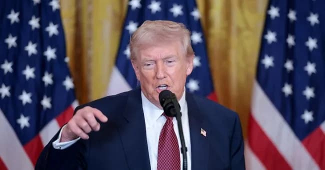 ドナルド・トランプ「帰化した人間の市民権も取り上げて不法移民として追い出すぞ」