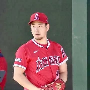 菊池雄星「あの…日本史上最強の左腕なんですケド…？」