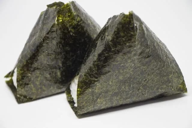 コンビニ「おにぎり300円でも売れる。お客さんは高くても美味しいおにぎりを求めている」