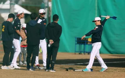 中日高橋宏斗の“やり投げ”トレにダルビッシュが質問「野球にどこで生きてくるの」