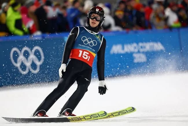 ジャンプ男子スーパー団体日本「大ジャンプで銀メダル以上確実！」主催者「あー雪強いから中止！今のなし」