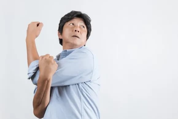 【決意】 37歳やが、最近入った派遣の女の子(22歳)を「お前」って呼んでみようと思うんやがｗｗｗｗｗ