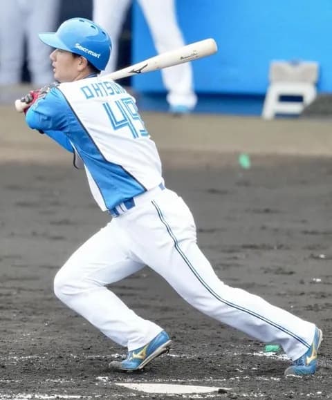【日本ハム】ドラ３大塚瑠晏がプロ４打席目で〝初安打〟中日左腕の松葉から右前打