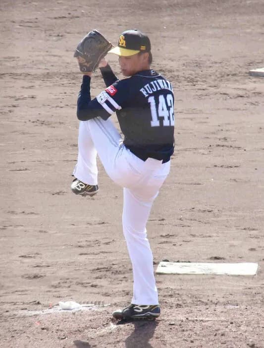ＭＡＸ１５５キロ右腕の育成・藤原大翔を師匠の上沢「うらやましい」、正捕手の海野が「最高」と絶賛