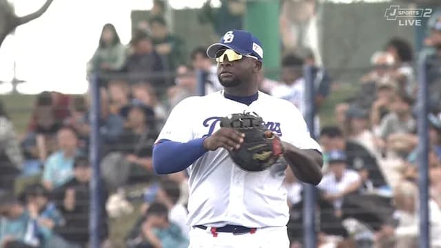 中日・サノー　守備いけるやん！