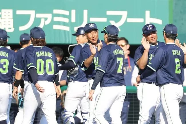 ヤクルト　1勝4敗