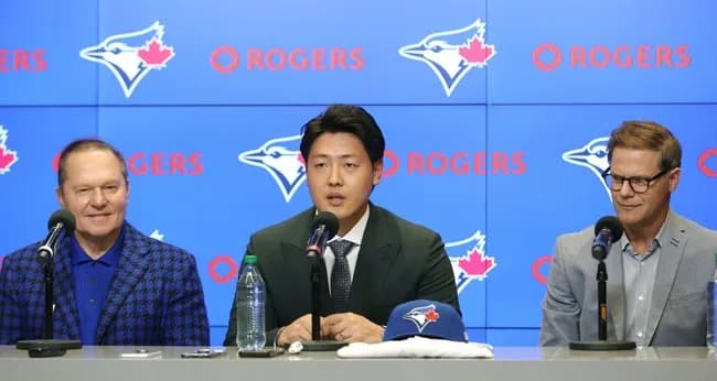 【朗報】岡本和真さん、実はブルージェイズファンだった事を明らかにする