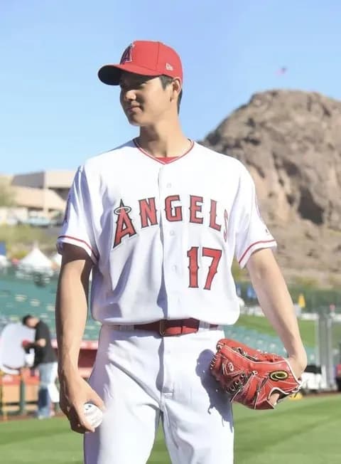 帰国した大谷さん、デカすぎるw