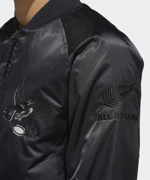 【画像】 アディダスの作ったスカジャンｗｗｗｗｗｗｗｗｗｗｗｗｗｗｗ