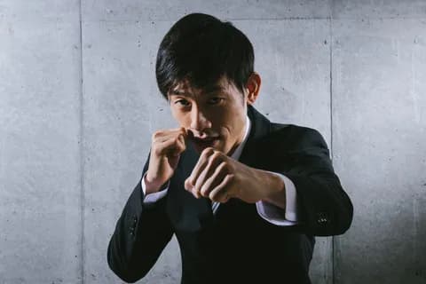 （ヽ´ん` ）「もうすぐ50歳だけど格闘技を習って戦いたい」