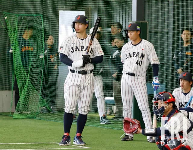 源田壮亮「へい！ゴネテル(佐藤輝明)！まだメジャーは早いんじゃない？」