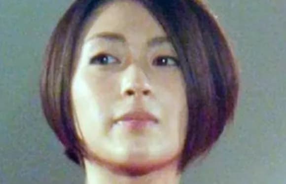 【悲報】宇多田ヒカル「予約したそば屋で入店拒否される人見ながらすするそば美味すぎ」←これｗｗｗｗ