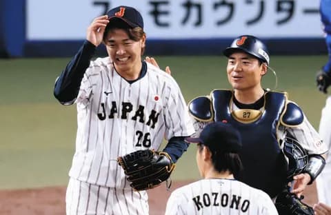 【侍ジャパン】中日 高橋宏斗、緊急登板でプロ初セーブ！わずか2球でマウンドへ！！