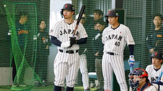 【悲報】「ヘイ、ゴネテル！」佐藤輝明、侍JAPANのメンバーから罵声を浴びせられる