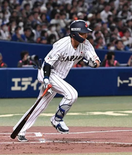 【悲報】西武源田「へい！ゴネテル(佐藤輝明)！メジャーはまだ早いんじゃないの？w」←これ