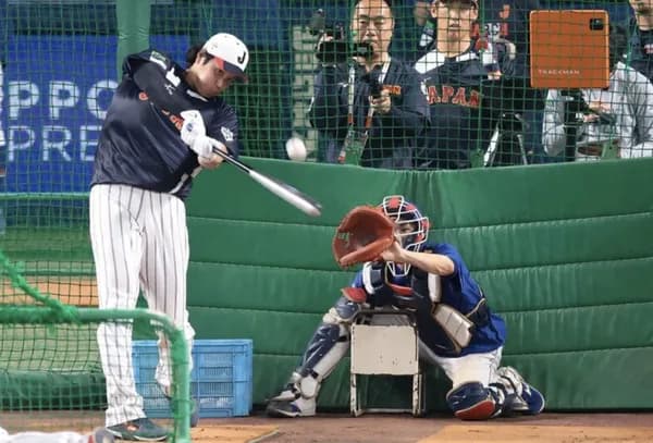 大谷翔平の電光掲示板ぶち当てフリーバッティングｗｗｗｗｗｗｗｗ