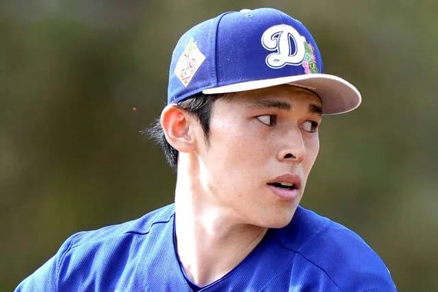佐々木朗希って25歳までロッテにいてからMLB移籍した方がよかったんじゃない？